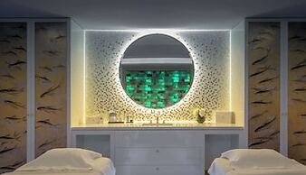 Hôtel Martinez, in The Unbound Collection by Hyatt