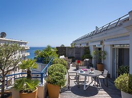 Hôtel Martinez, in The Unbound Collection by Hyatt