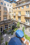 Radisson Blu Schwarzer Bock Hotel