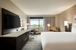 DoubleTree by Hilton St. Paul East