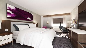 DoubleTree by Hilton St. Paul East
