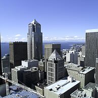 Renaissance Seattle Hotel