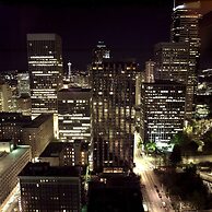 Renaissance Seattle Hotel