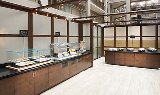 Embassy Suites by Hilton Seattle Bellevue