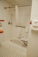 Country Garden & Suites