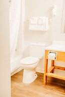 Country Garden & Suites