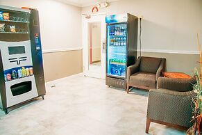 Country Garden & Suites