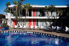 The Phoenix Hotel