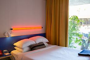 The Phoenix Hotel