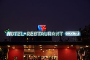 The Phoenix Hotel
