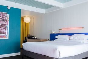 The Phoenix Hotel