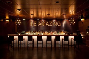 The Phoenix Hotel