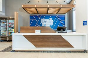 Holiday Inn Express Clearwater East - Icot Center by IHG