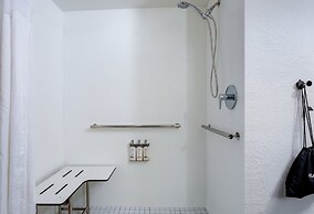 Holiday Inn Express Clearwater East - Icot Center by IHG