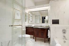 Island Shangri-La, Hong Kong