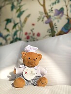 Island Shangri-La, Hong Kong