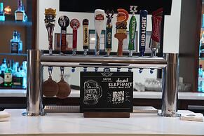 Four Points by Sheraton Toronto Airport