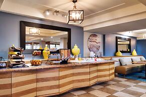 Atrium Hotel at Orange County Airport