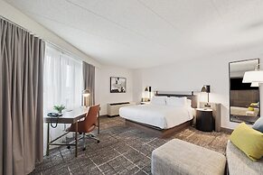 Crowne Plaza Lansing by IHG