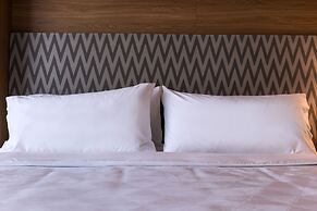 Holiday Inn Detroit Northwest - Livonia by IHG