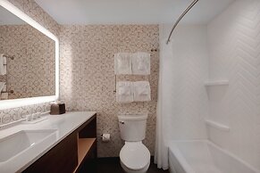 Holiday Inn Detroit Northwest - Livonia by IHG