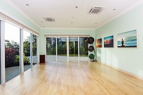 Windjammer Landing Resort and Residences