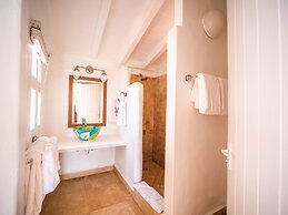 Windjammer Landing Resort and Residences