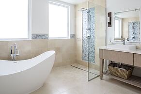 Windjammer Landing Resort and Residences