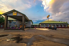 Yellowstone River Inn & Suites