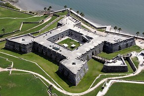 DoubleTree by Hilton Hotel St. Augustine Historic District