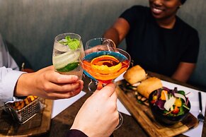 Hyatt Regency Newport Beach West