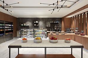 Hyatt Regency Newport Beach West