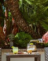 Hyatt Regency Newport Beach West