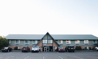 Days Inn by Wyndham Show Low