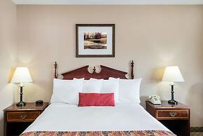 Days Inn by Wyndham Show Low