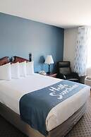 Days Inn by Wyndham Show Low