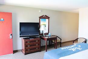 Days Inn by Wyndham Show Low