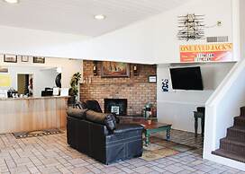 Days Inn by Wyndham Show Low