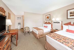 Days Inn by Wyndham Show Low