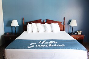 Days Inn by Wyndham Show Low