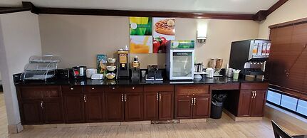 Quality Inn & Suites Columbia I-70