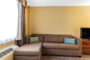 Quality Inn & Suites Columbia I-70