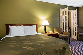 Quality Inn & Suites Columbia I-70