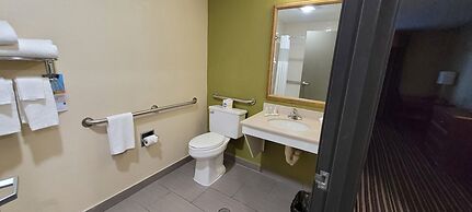 Quality Inn & Suites Columbia I-70