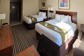 Quality Inn & Suites Columbia I-70