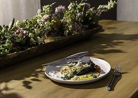 Estancia del Norte San Antonio, Tapestry Collection by Hilton