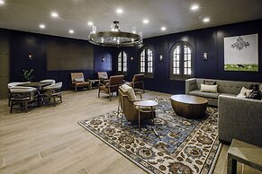 Estancia del Norte San Antonio, Tapestry Collection by Hilton