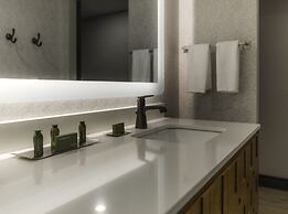 Estancia del Norte San Antonio, Tapestry Collection by Hilton