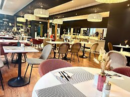 Mercure Nantes Centre Grand Hotel