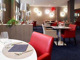 Mercure Nantes Centre Grand Hotel